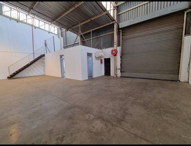 775M² WAREHOUSE TO LET IN SELBY